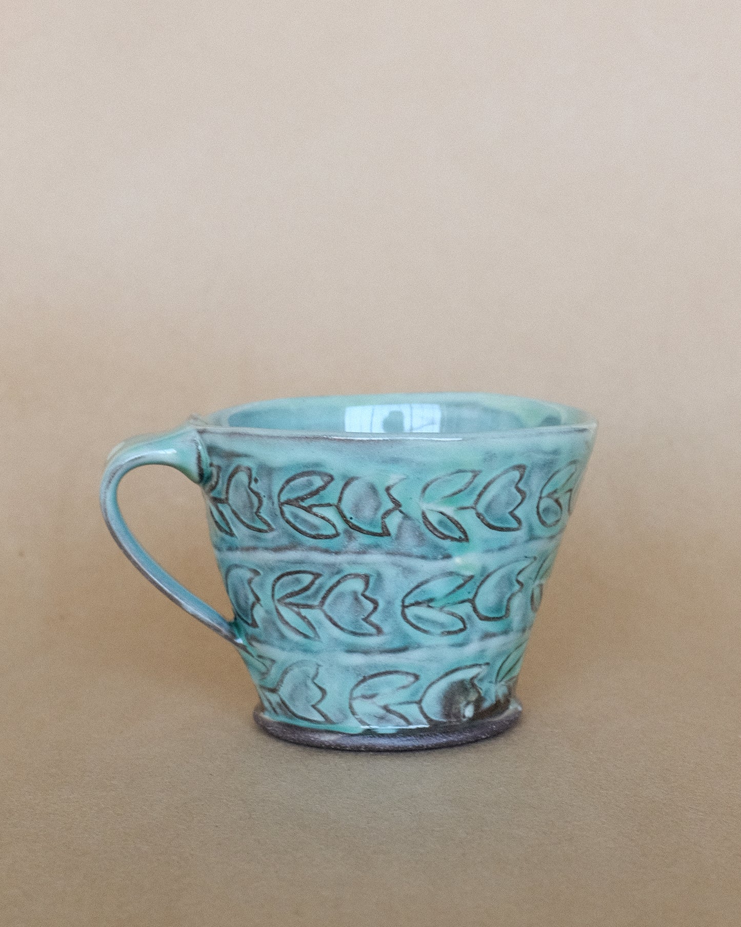 La tasse à café à motifs 01