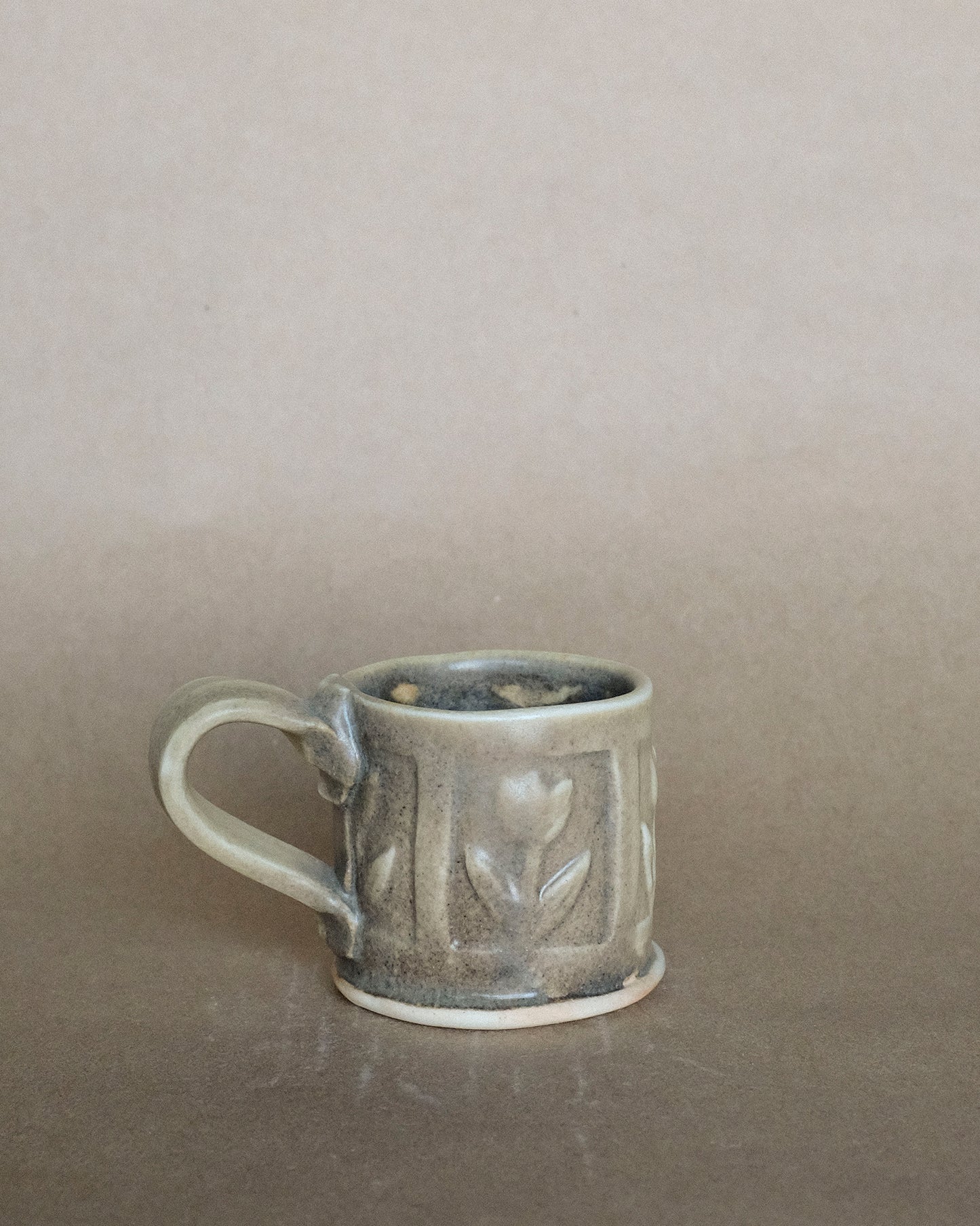 Mug à expresso chauffé au bois 04