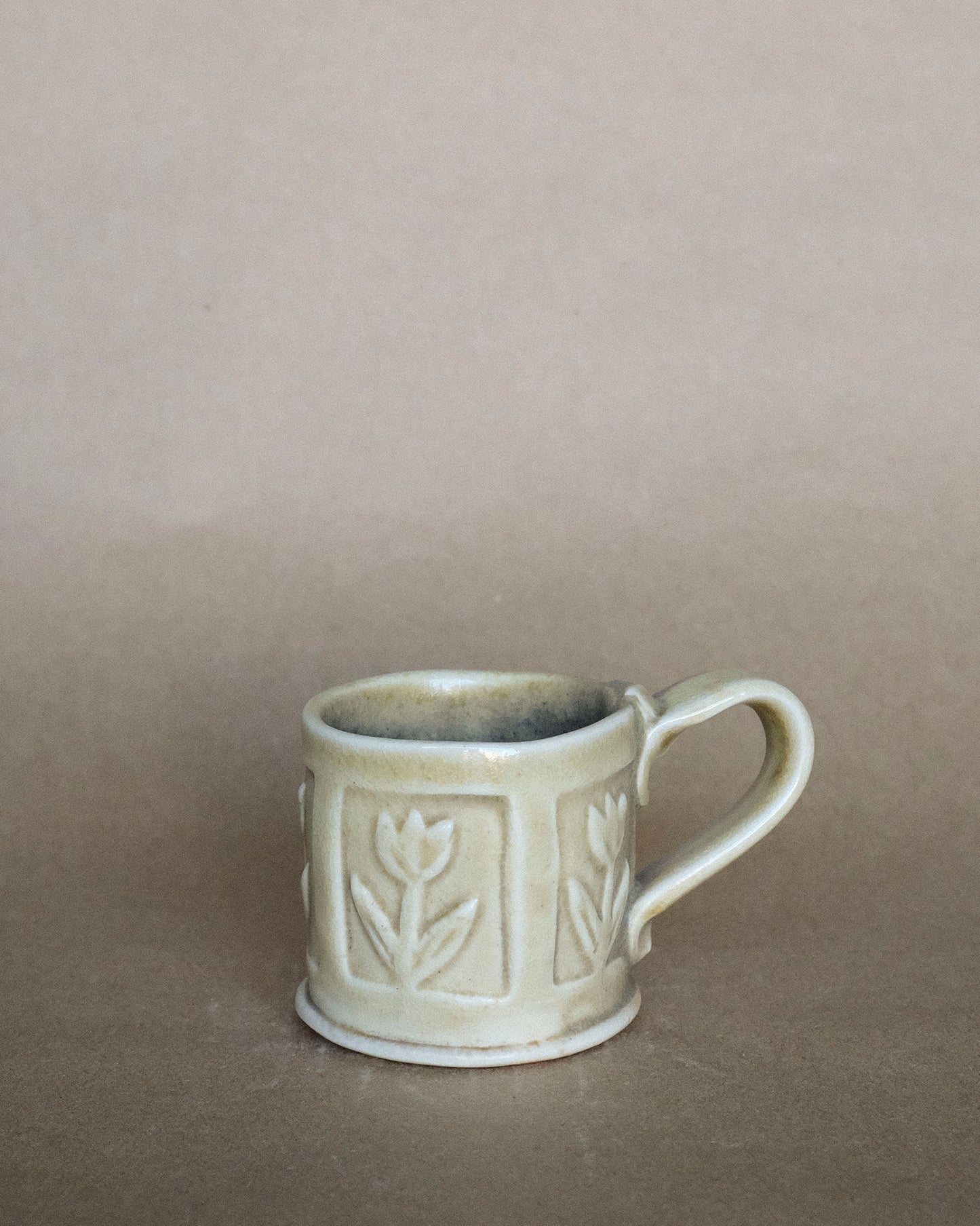 Mug à expresso chauffé au bois 04