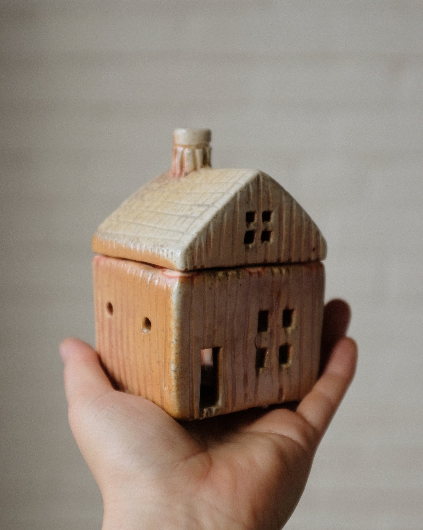 wood fired little house 01