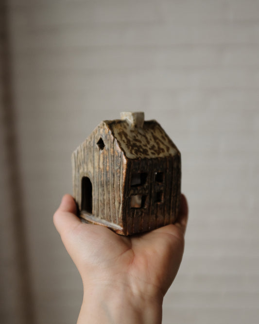 wood fired little house 02