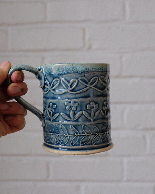 bows, daisy and vine stamped mug, tall