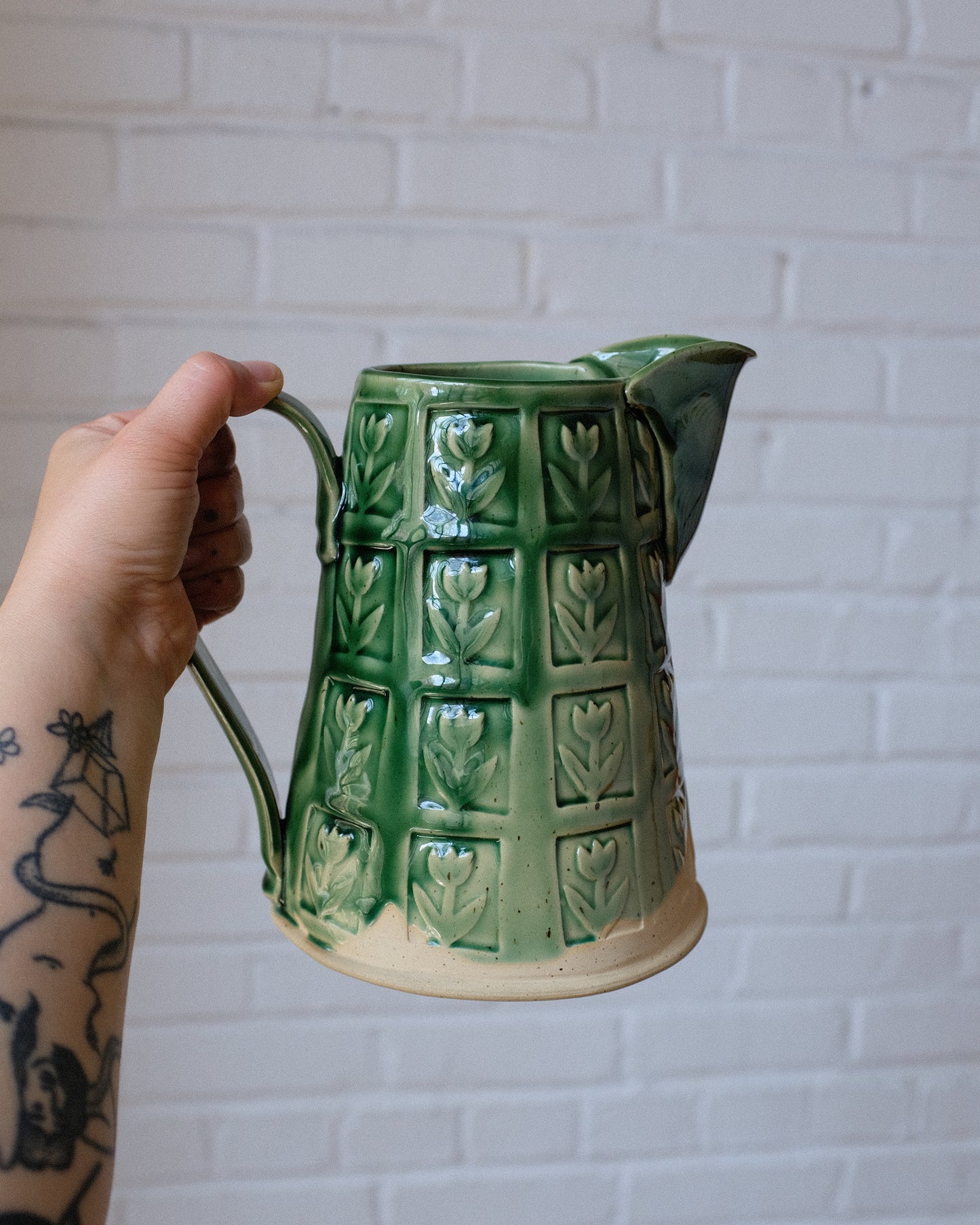 Tulip stamp pitcher